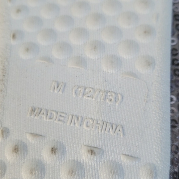 3/$20 Girls silver grey glitter sparkly sequin cozy Moccasin Slippers Size 12-13 - Picture 7 of 7